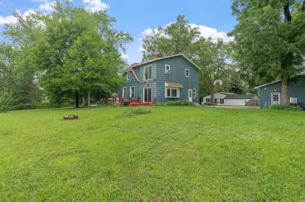 Hutchinson, MN 55350,455 Bluff ST NE