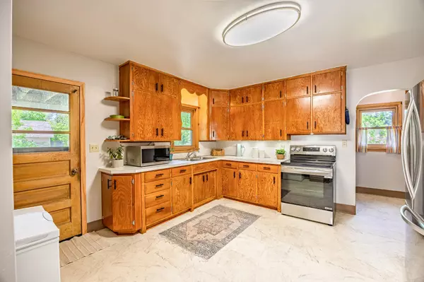 Watertown, MN 55388,300 Territorial ST E
