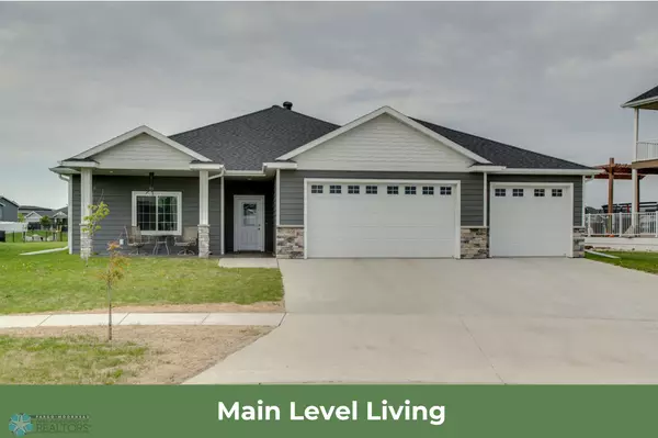 1908 65th AVE S, Fargo, ND 58104