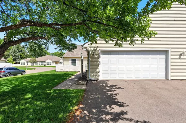 Inver Grove Heights, MN 55077,6908 Inverness TRL #32