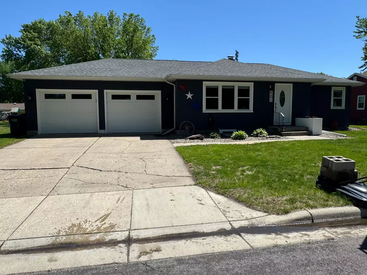 Olivia, MN 56277,501 S 3rd ST