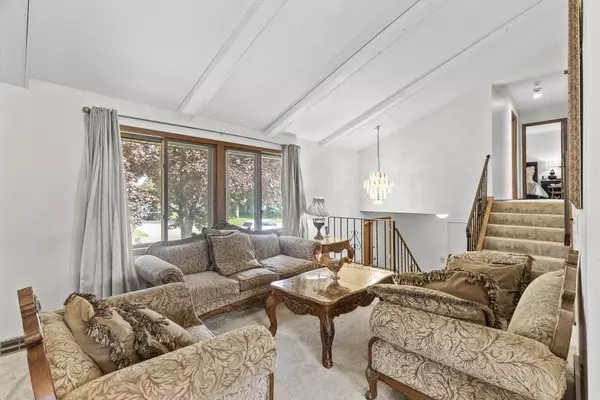 Brooklyn Park, MN 55443,7957 Perry AVE N