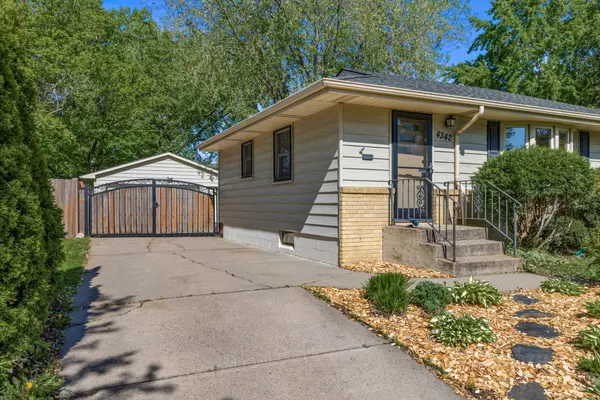 Columbia Heights, MN 55421,4342 Arthur ST NE