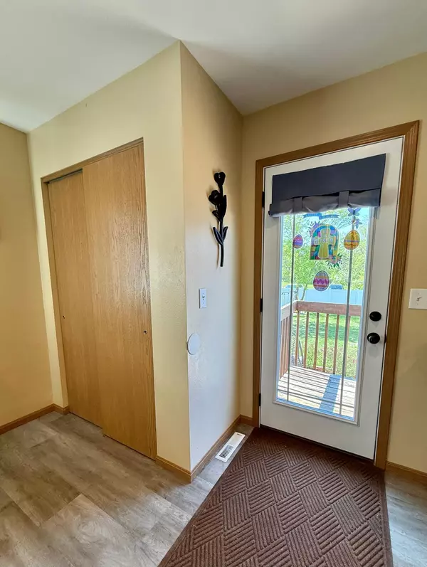 Thief River Falls, MN 56701,2014 Nelson DR