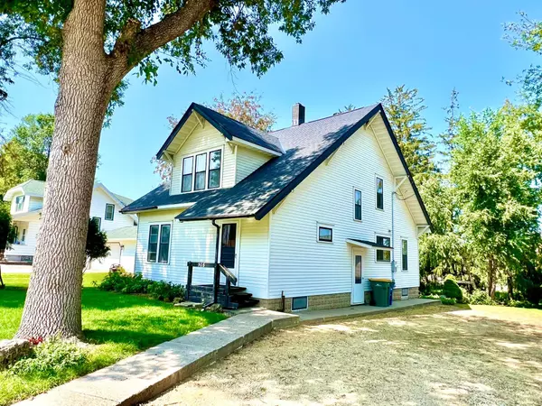 Goodhue, MN 55027,508 2nd AVE