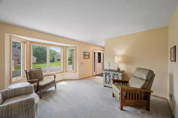 Inver Grove Heights, MN 55077,6305 Ballantine AVE