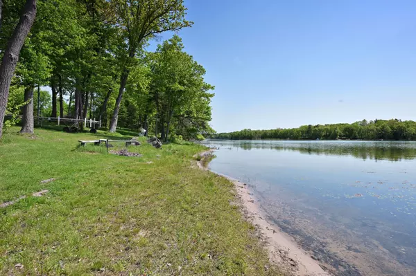 Oakland, WI 54893,27474 W Connors Lake RD W