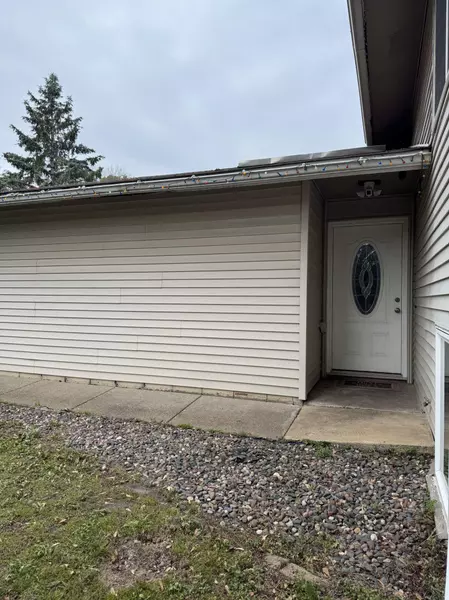 3100 83rd AVE N #3104, Brooklyn Park, MN 55443