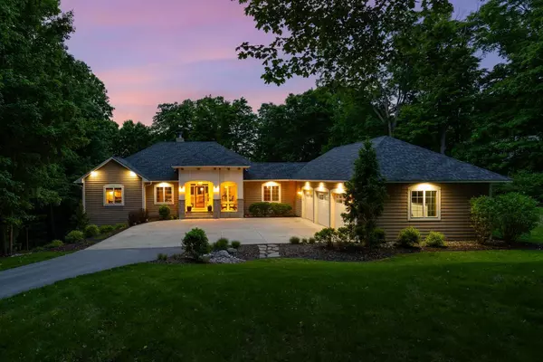 8580 Maple View DR, Cologne, MN 55322