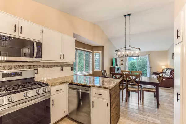 Monticello, MN 55362,1565 Oak Ridge CIR