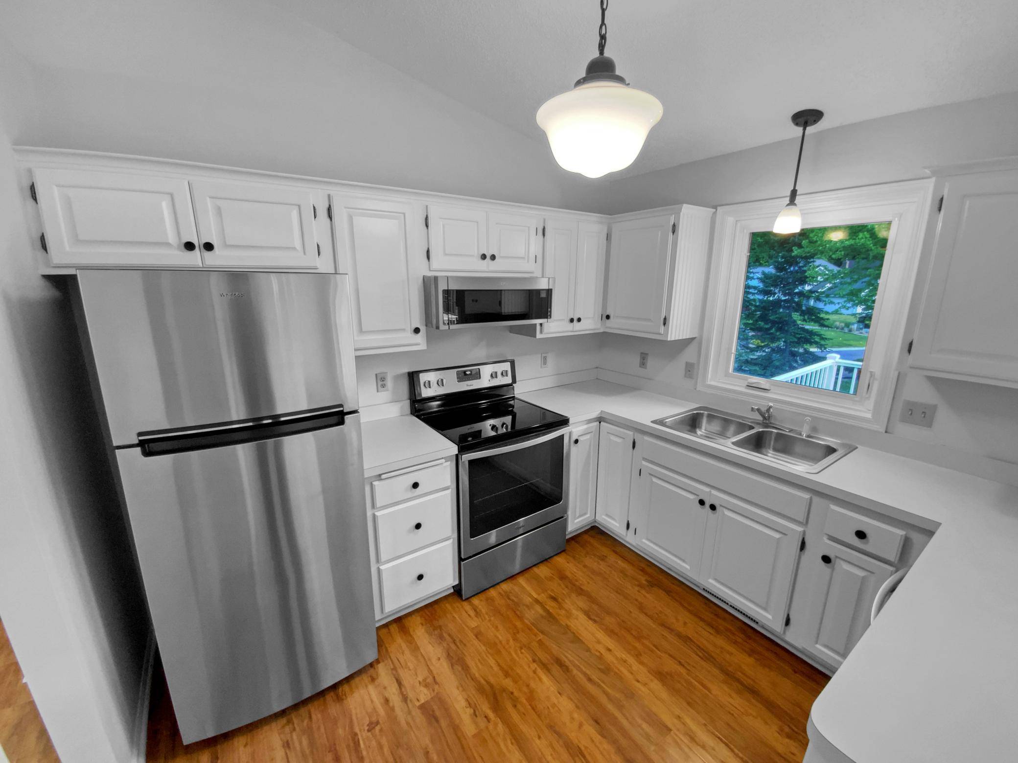 Burnsville, MN 55337,1213 Parkwood CT