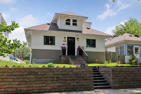 Saint Paul, MN 55106,1148 Geranium AVE E