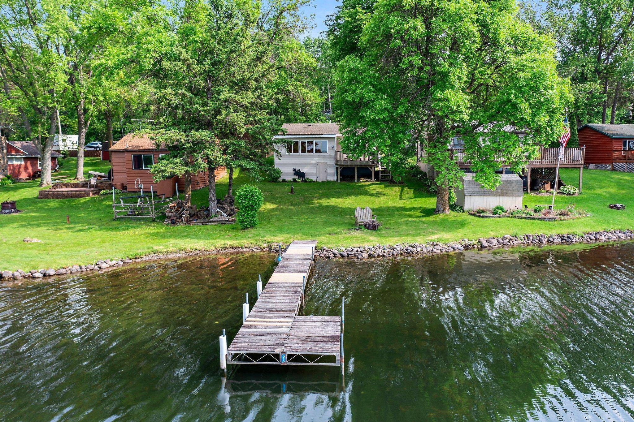 3773 Fanny Lake RD NE, Cambridge, MN 55008