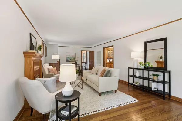 Saint Paul, MN 55105,1818 Juliet AVE