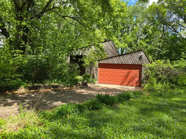 Vadnais Heights, MN 55127,4510 Wood Duck DR