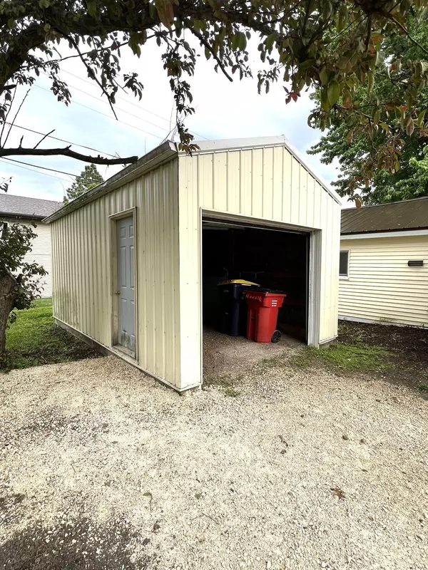Plainview, MN 55964,325 N Wabasha