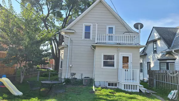 Saint Paul, MN 55106,979 Hudson RD