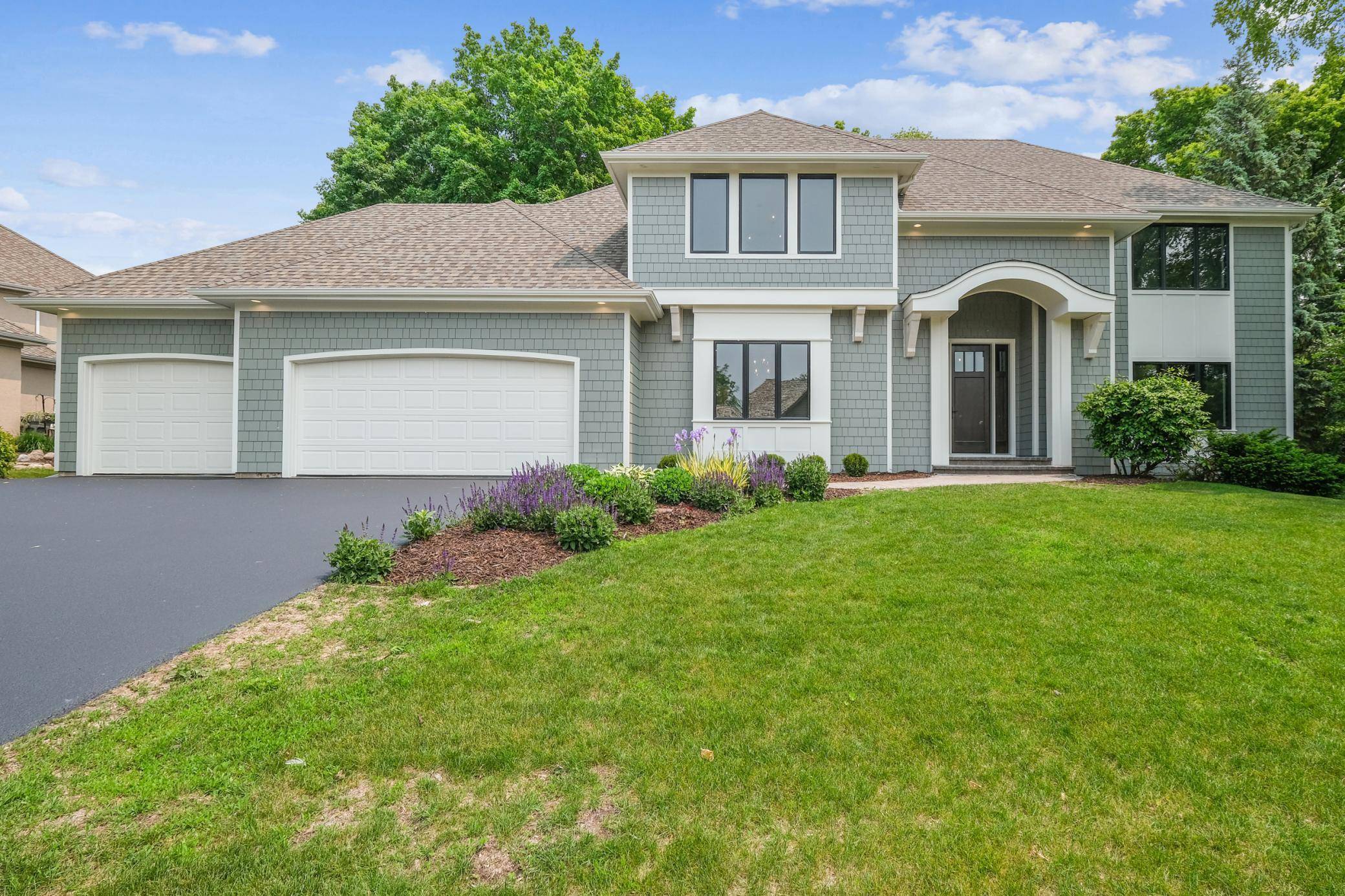 Eden Prairie, MN 55347,9535 Olympia DR