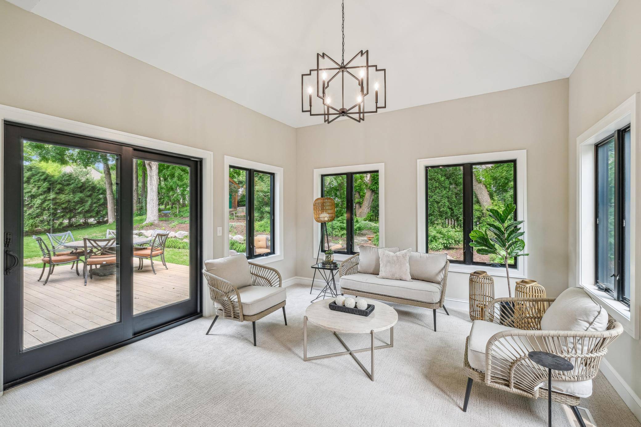 Eden Prairie, MN 55347,9535 Olympia DR