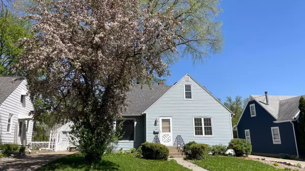 1206 12th AVE NE, Rochester, MN 55906