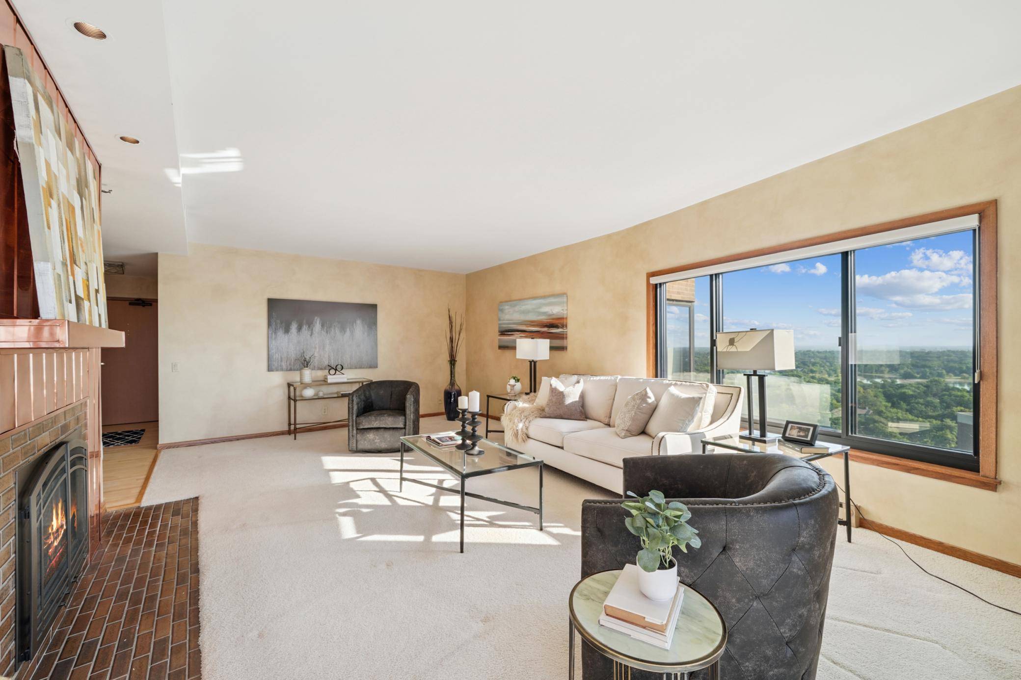 Minneapolis, MN 55416,2950 Dean Pkwy #2401