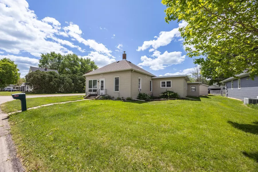 836 Milligan AVE, Wabasha, MN 55981