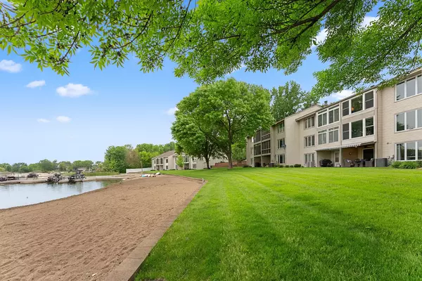 Prior Lake, MN 55372,6813 Boudin ST NE