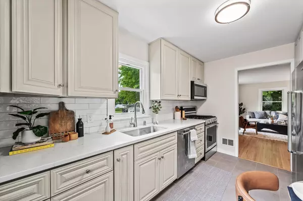 Spring Lake Park, MN 55432,713 83rd AVE NE