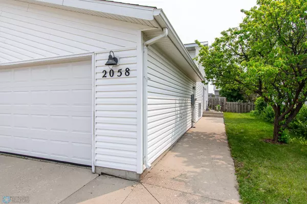 Fargo, ND 58103,2058 52nd ST S