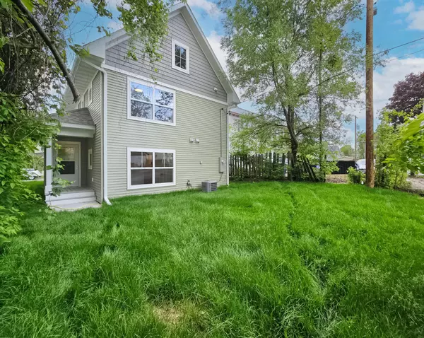 Saint Paul, MN 55130,729 Burr ST N