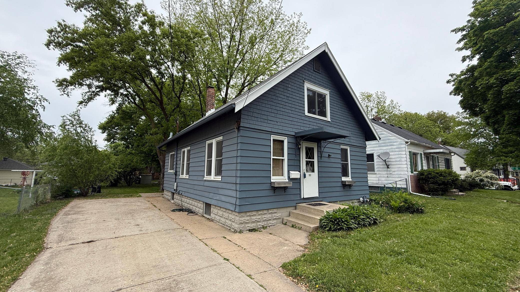 Rochester, MN 55904,707 11th AVE SE