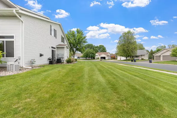 Shakopee, MN 55379,1860 Parkway AVE