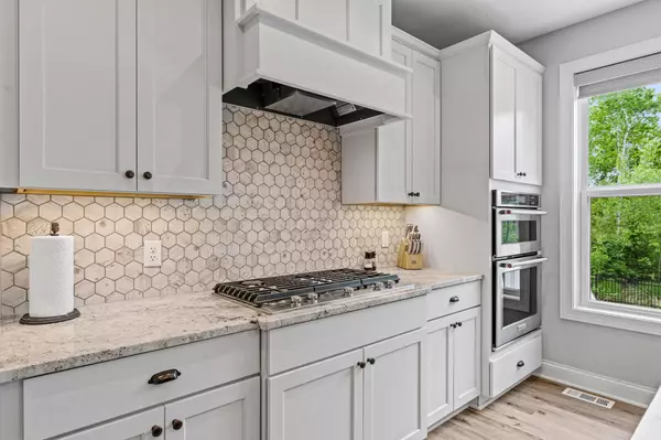 Cottage Grove, MN 55016,7137 61st Street S