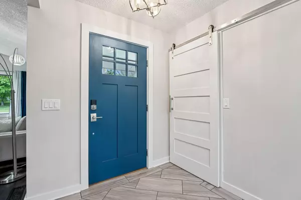 New Brighton, MN 55112,538 Silver Lake RD NW