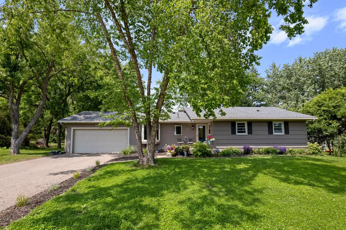 Mendota Heights, MN 55120,777 Keokuk LN