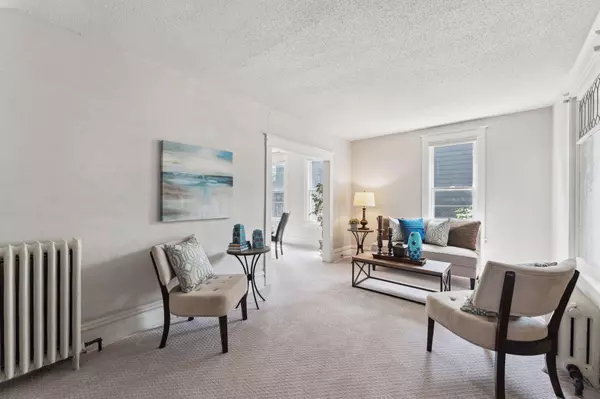 Minneapolis, MN 55411,1404 Russell AVE N