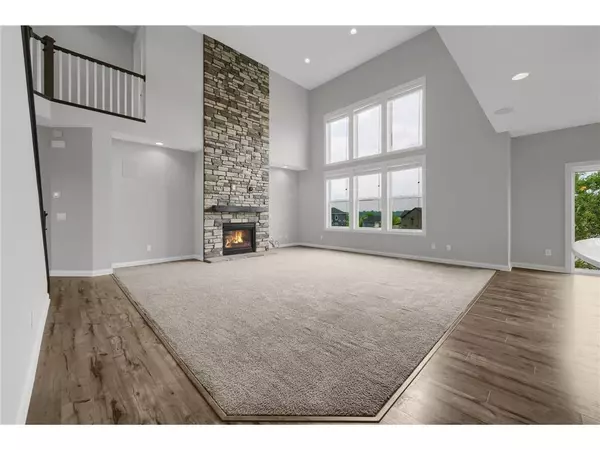Savage, MN 55378,6919 156th ST