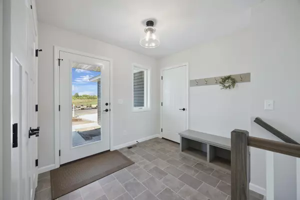 Clear Lake, MN 55319,8213 Natures Edge RD