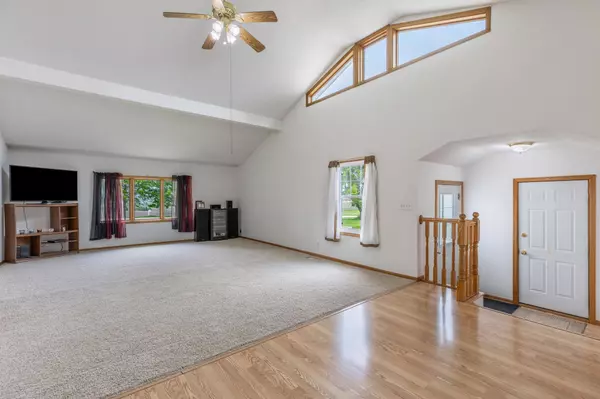Faribault, MN 55021,8187 E 230th ST E