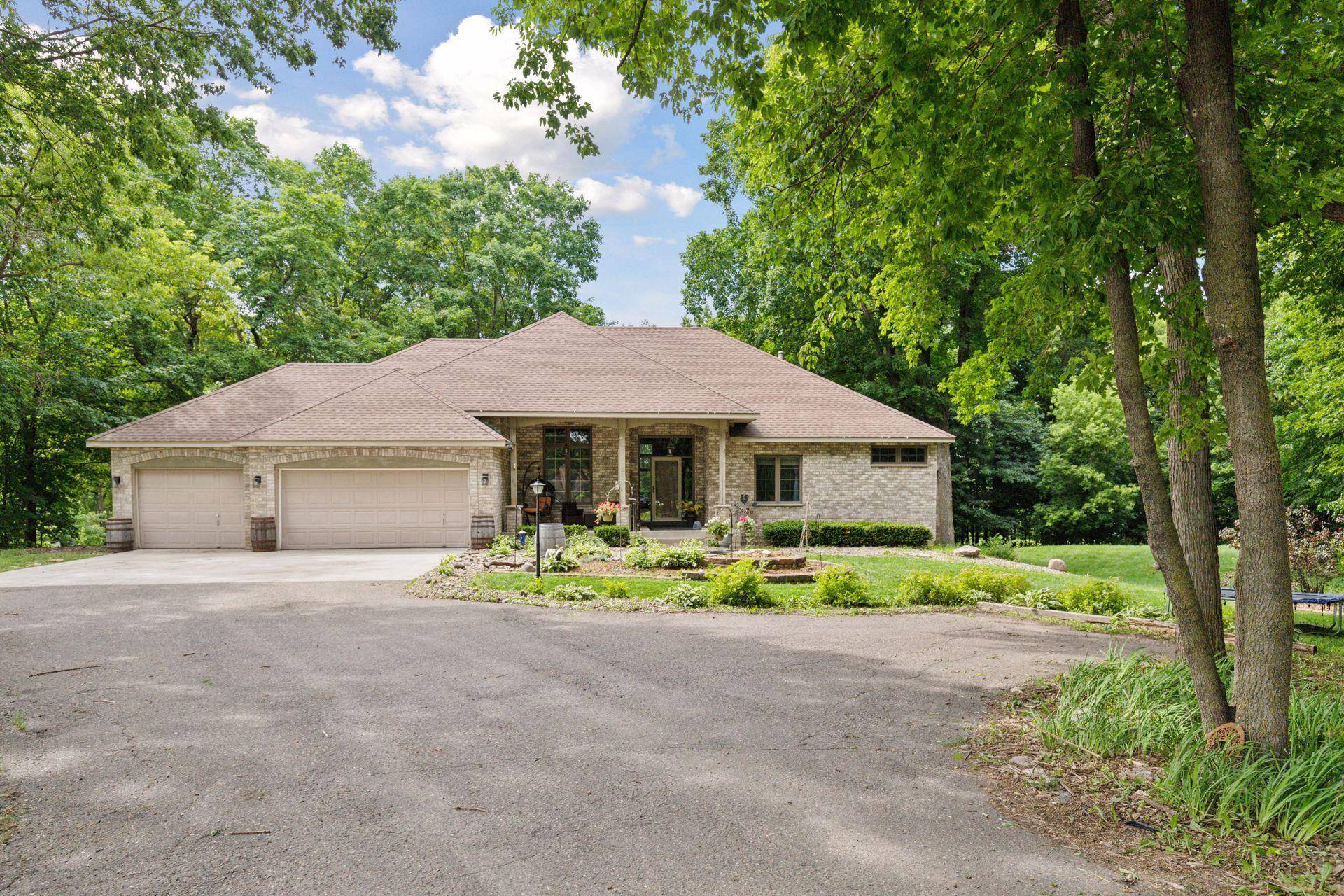 New Prague, MN 56071,28792 141st AVE