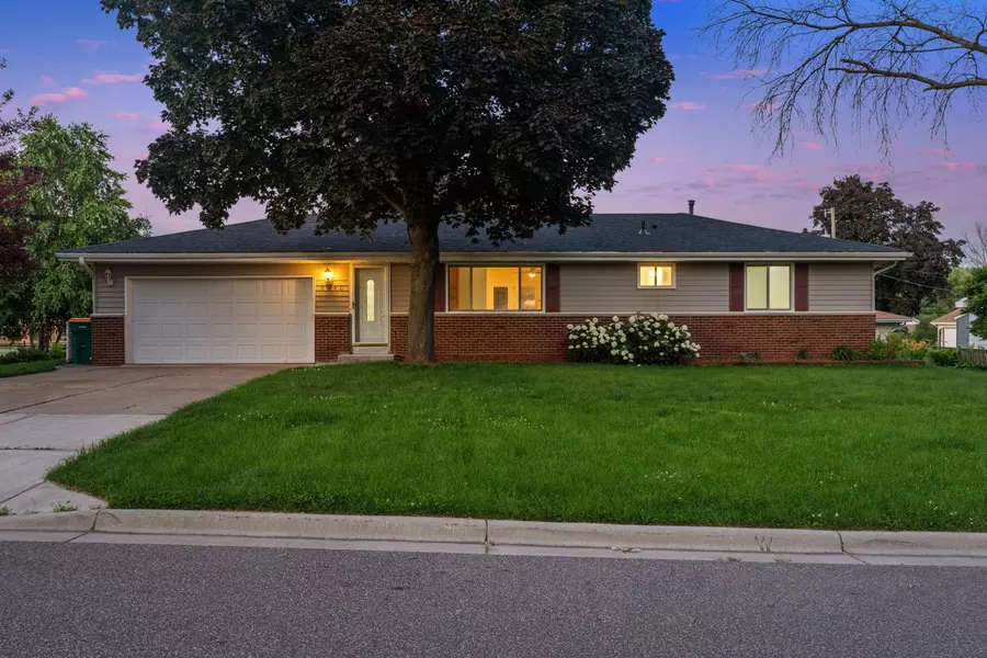 6540 Zealand AVE N, Brooklyn Park, MN 55428