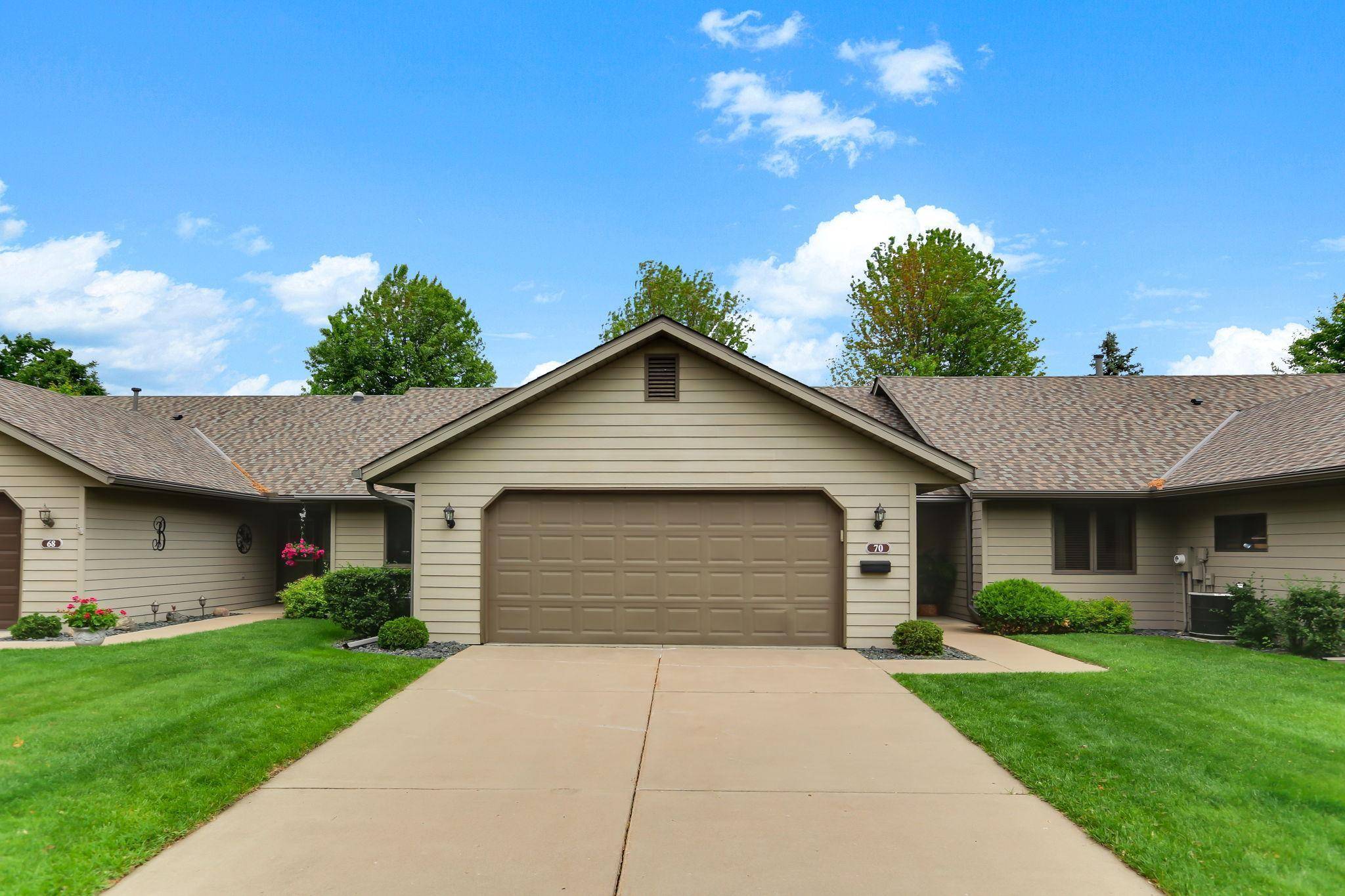 Hastings, MN 55033,70 Jackson CT
