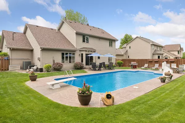 Maple Grove, MN 55311,8140 Shenandoah LN N