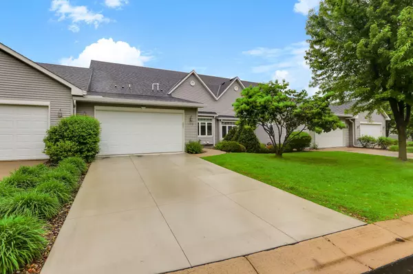 1132 Shumway CT, Faribault, MN 55021