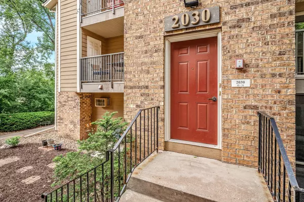 Saint Louis Park, MN 55416,2030 Ridge DR #33
