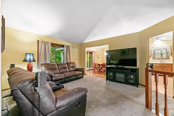 Rockford, MN 55373,7011 Winfield RD