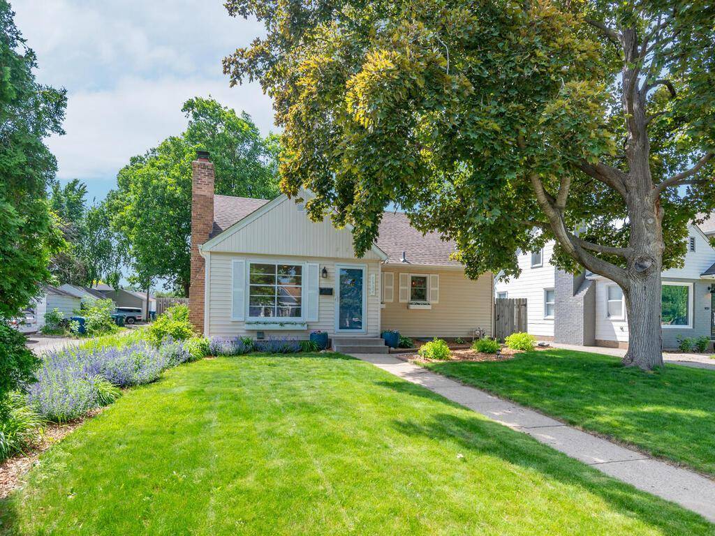 Edina, MN 55410,5932 York AVE S