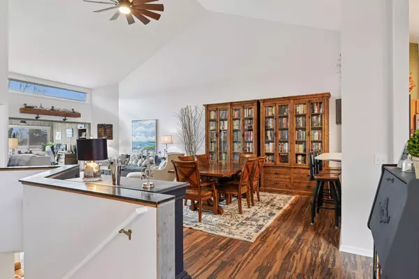 Waconia, MN 55387,1628 Waterbury