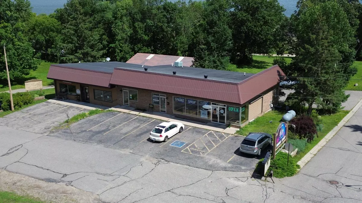 Walker, MN 56484,215 Garden ST