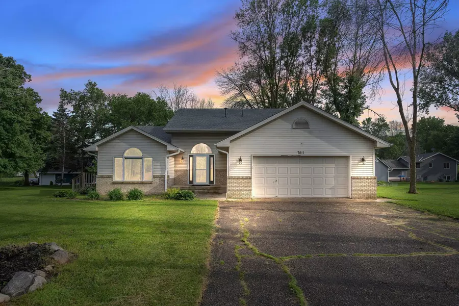 7811 209th ST N, Forest Lake, MN 55025